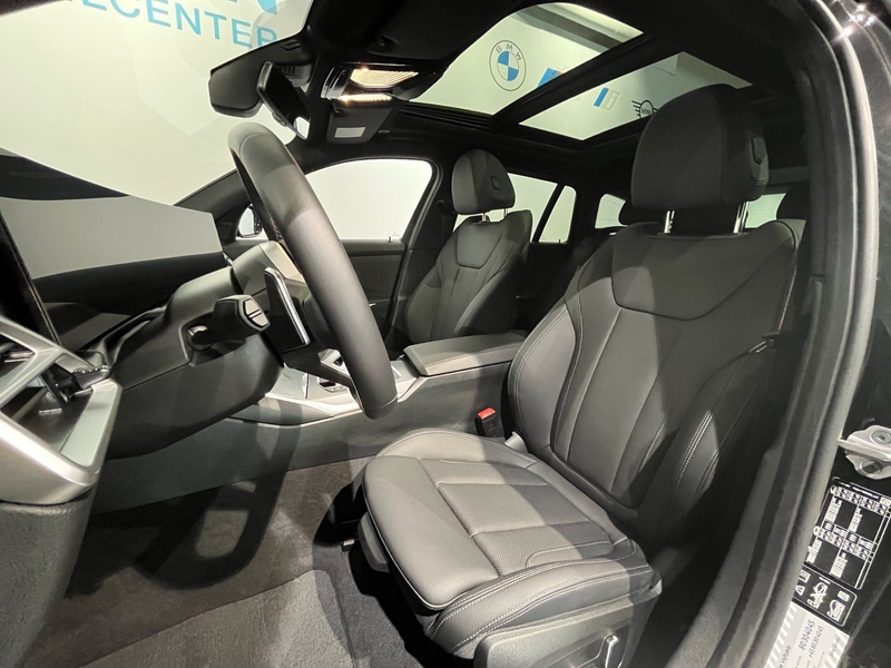BMW 340 M340i xDrive Touring — photo 10