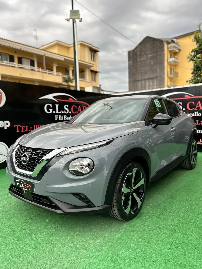 Nissan Juke 1.0 DIG-T 114 CV DCT N-Connecta Grijs - 2