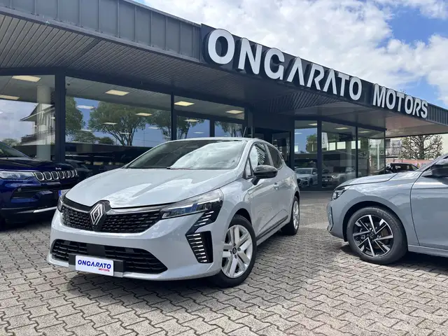 2025 Renault Clio in Grey for sale