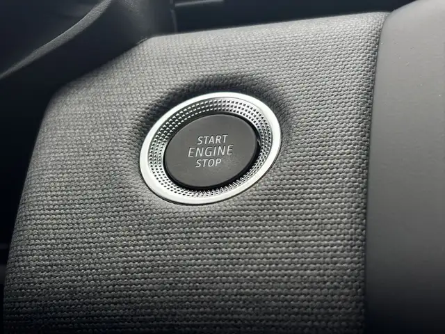 Renault Clio view 12