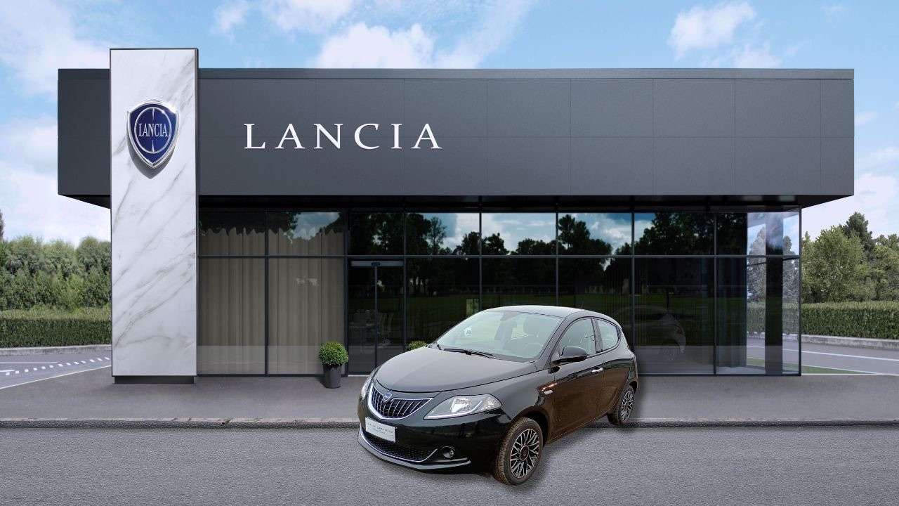 Lancia Ypsilon 1.0 FireFly Hybrid Platino