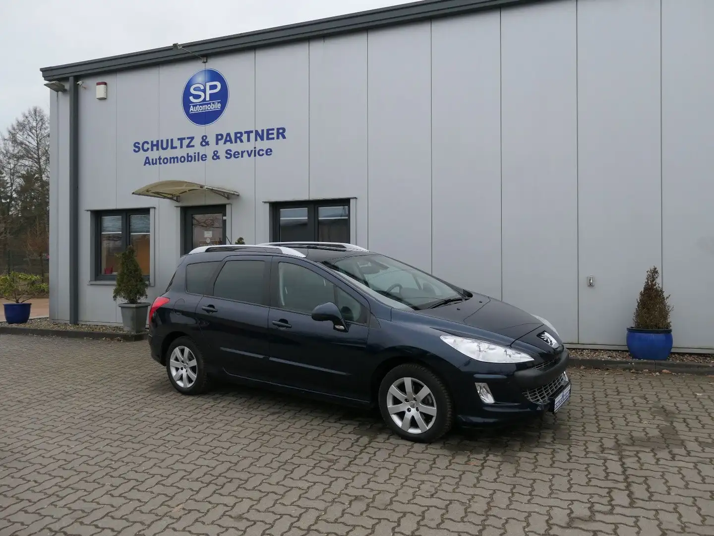 Peugeot 308 SW Premium // 2.Hd., Scheckh., Pano, Blau - 1