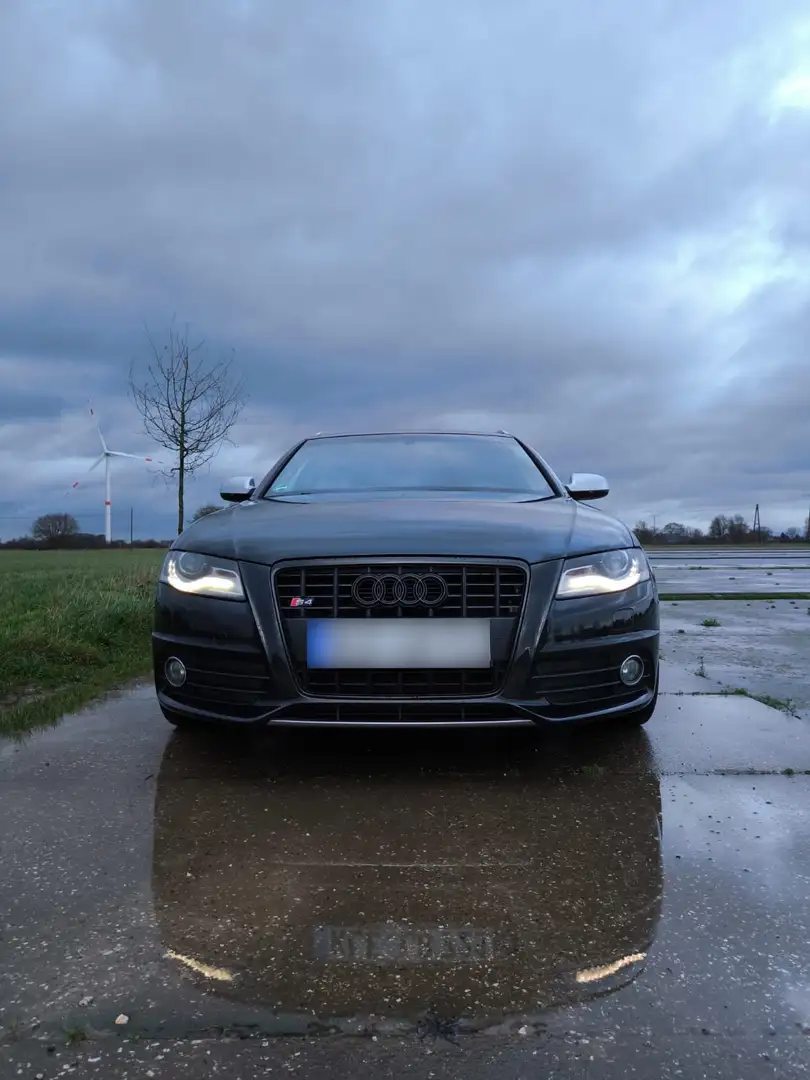 Audi S4 Avant S tronic - 2