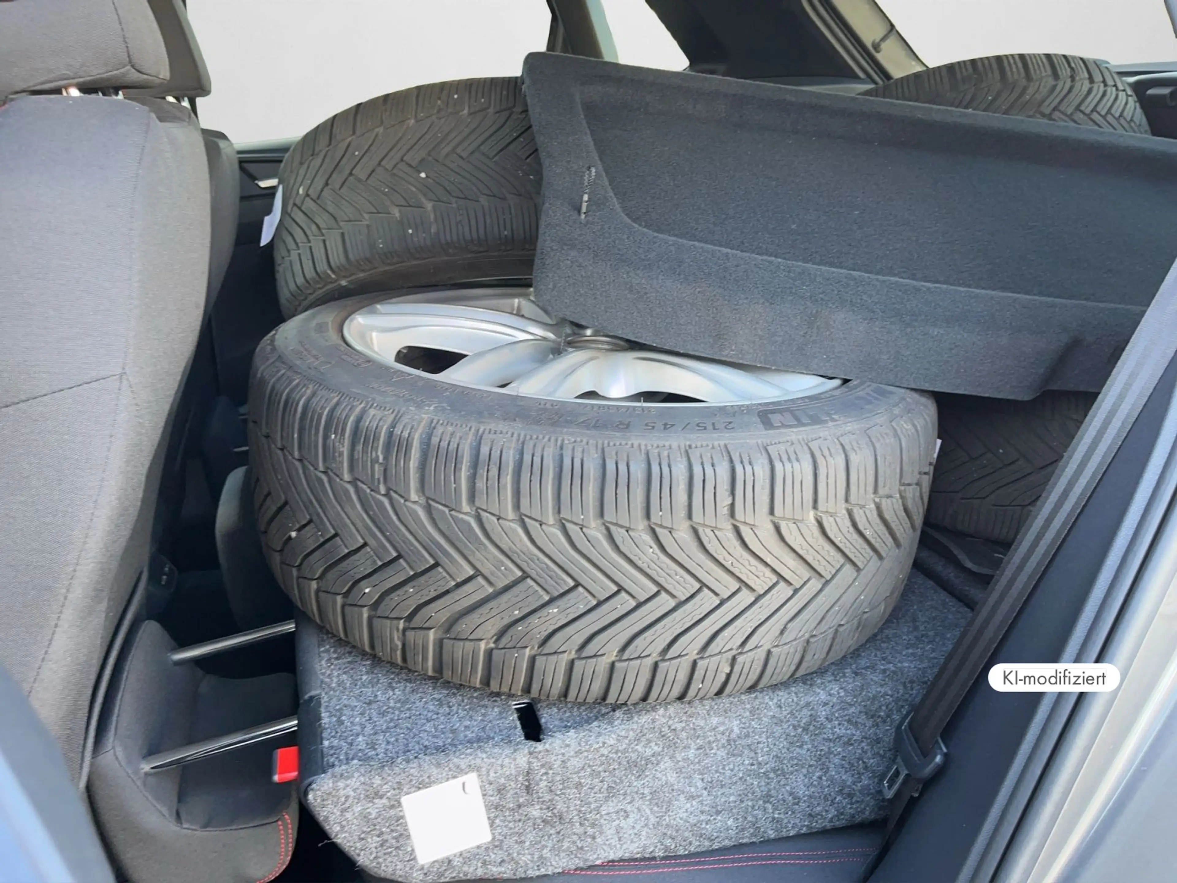 Volkswagen Polo GTI 2,0 TSI DSG | 18" in Schwarz | ACC | Am — photo 14
