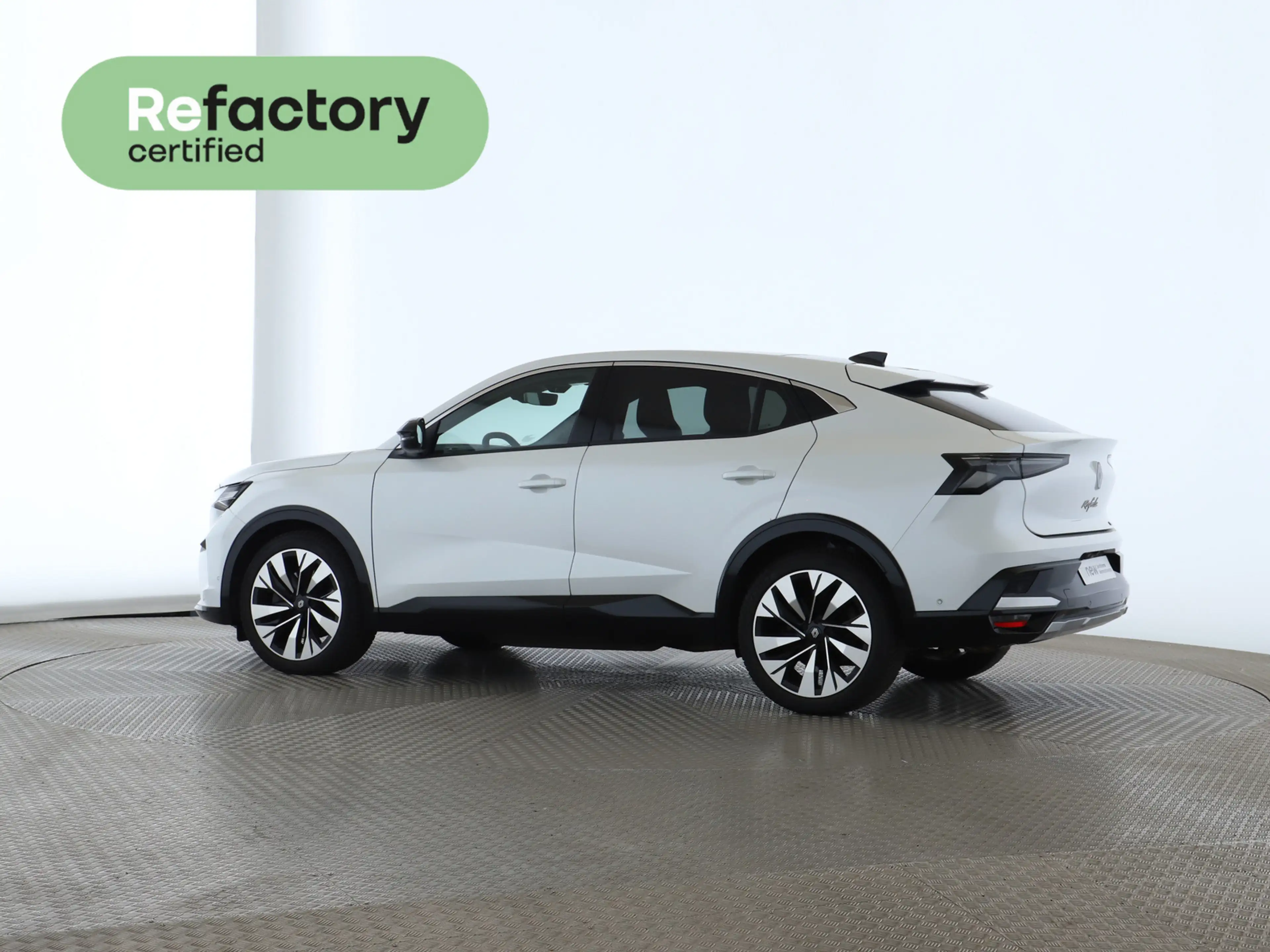 Renault Rafale 1.2 E-TECH Full Hybrid 200 Techno — photo 10