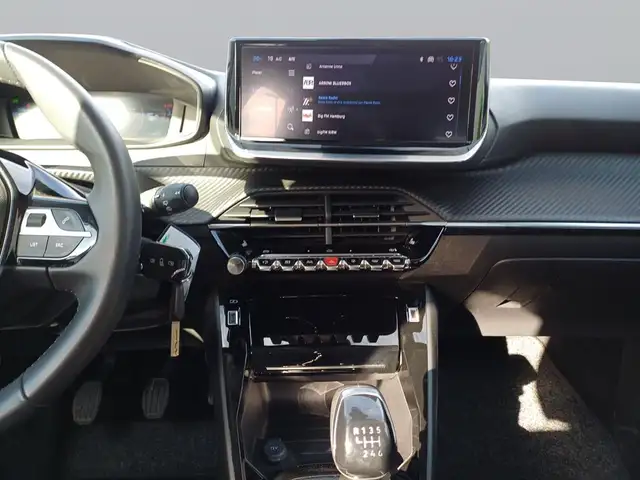 Peugeot 208 view 12