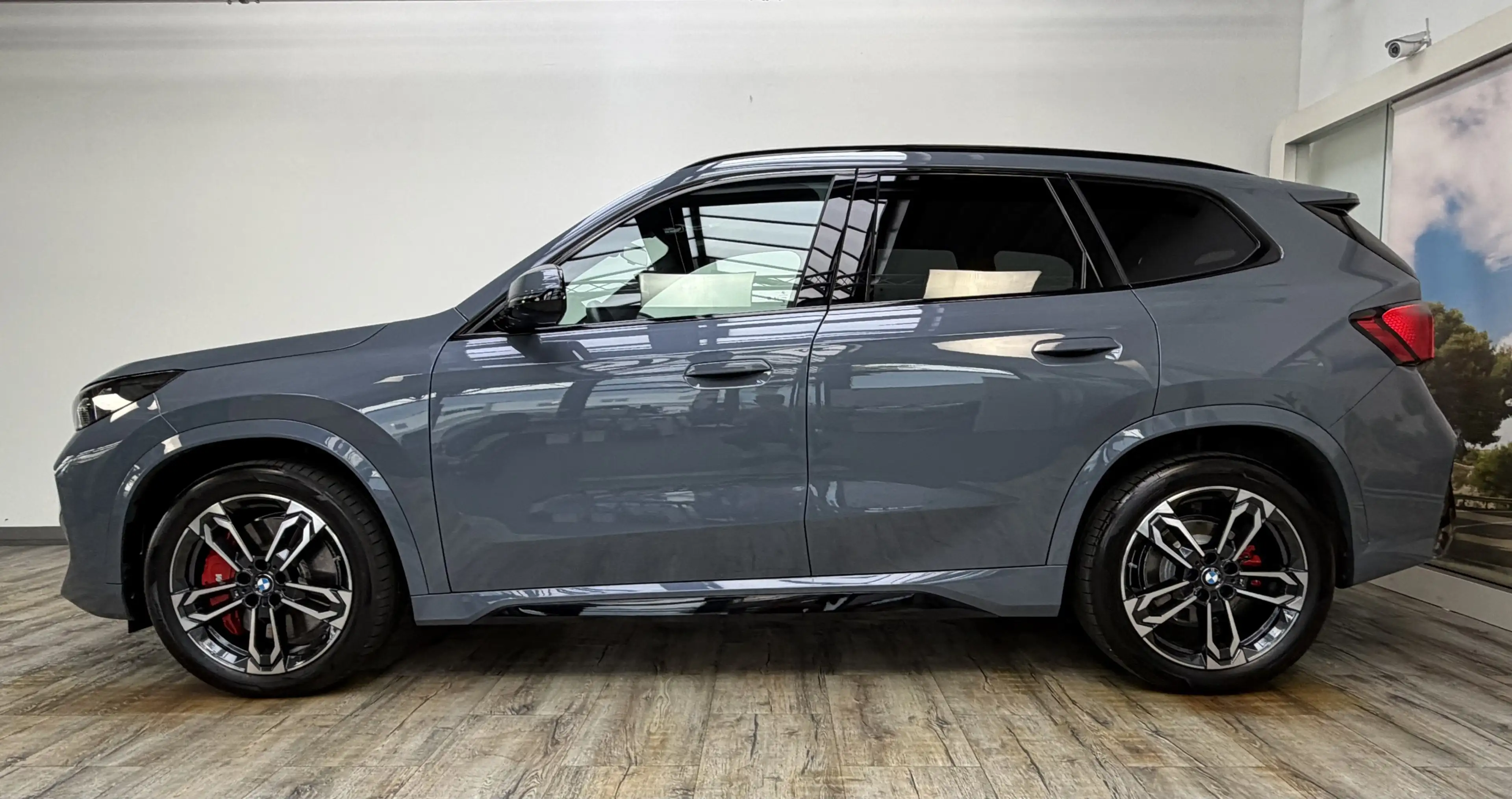 BMW X1 eDrive20 M Sport Pro ACC H&K MemorySitze LED — photo 3