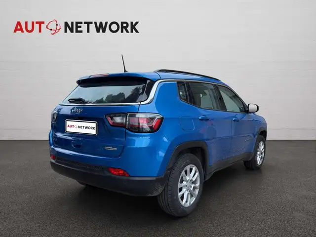 Jeep Compass view 4