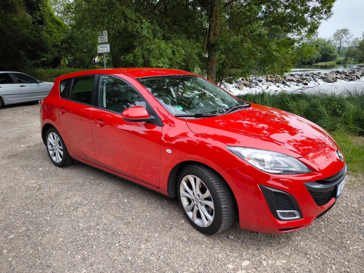 Mazda 3 3 2.0 MZR Aut. Sports-Line crvena - 1