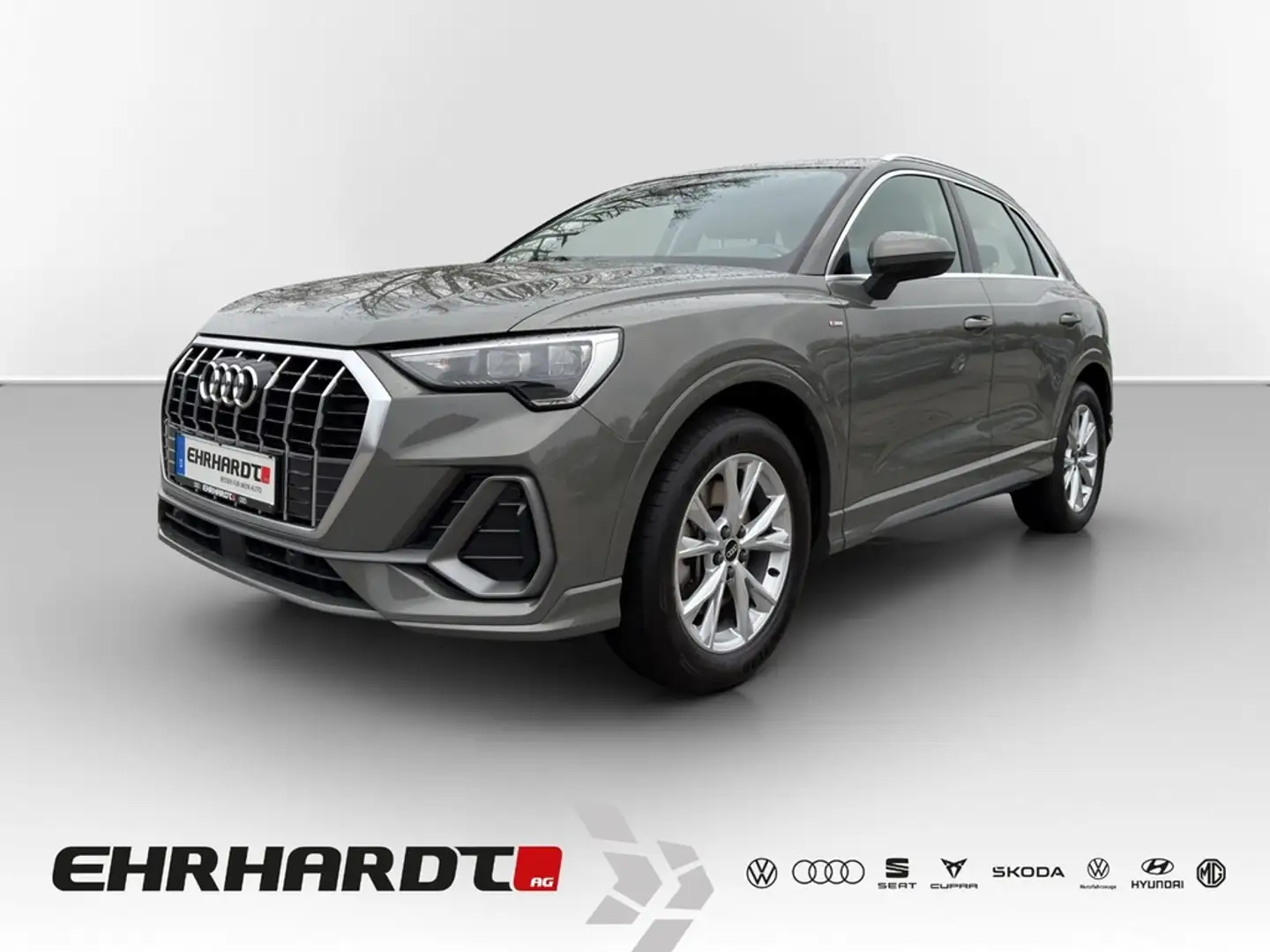 Audi Q3 40 TFSI quattro S tronic S line AHK*VIRTUAL*NAV... Grau - 1