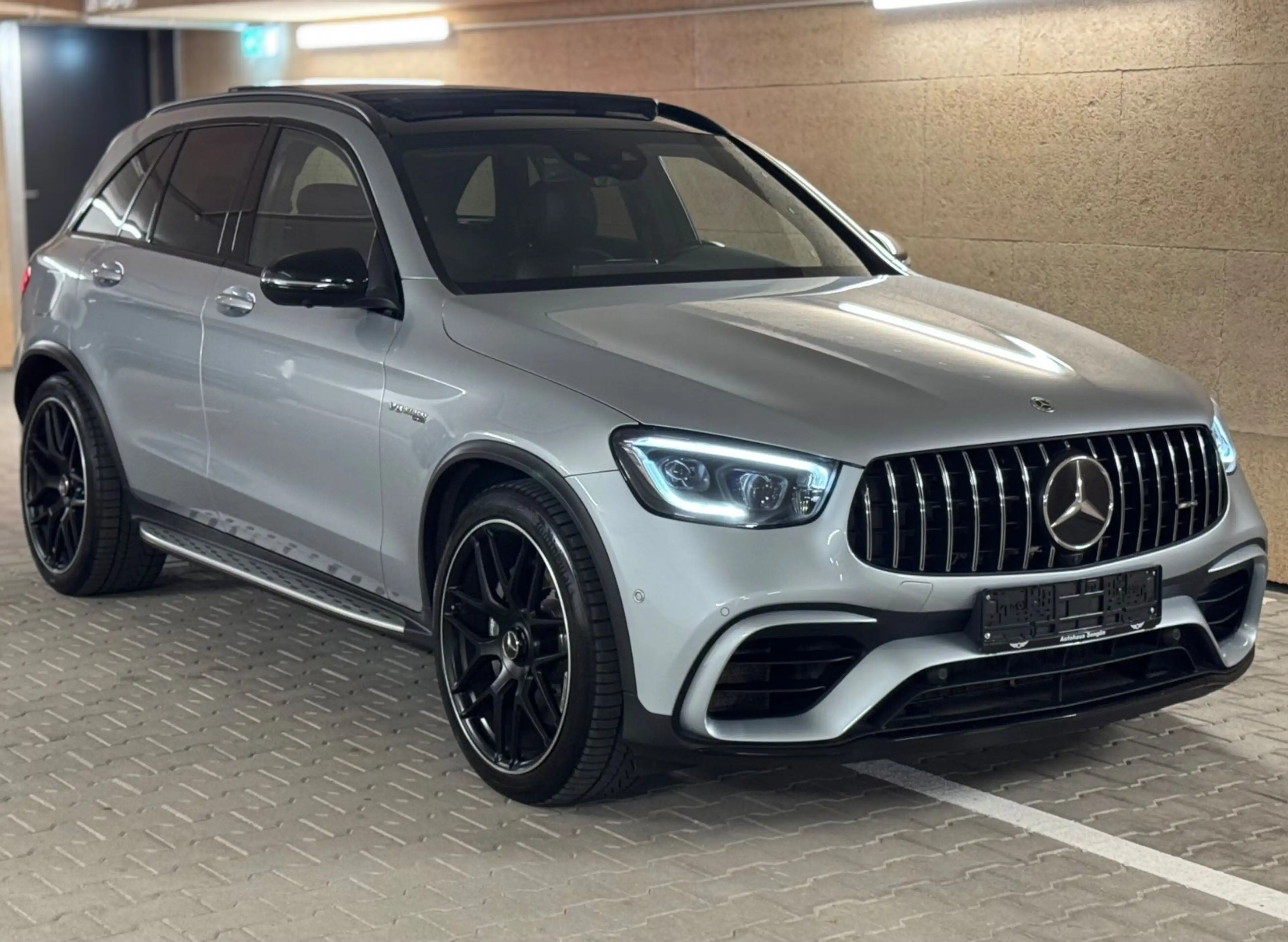 Mercedes-Benz GLC 63 AMG 4M+ PANO DIST+ PAGA 360° BURM AHK 21" — photo 10