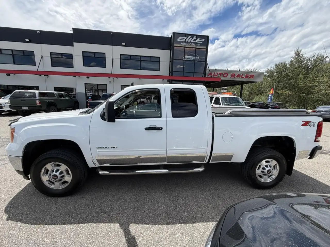 GMC Sierra 2500HD снимка GMC Sierra 2500HD