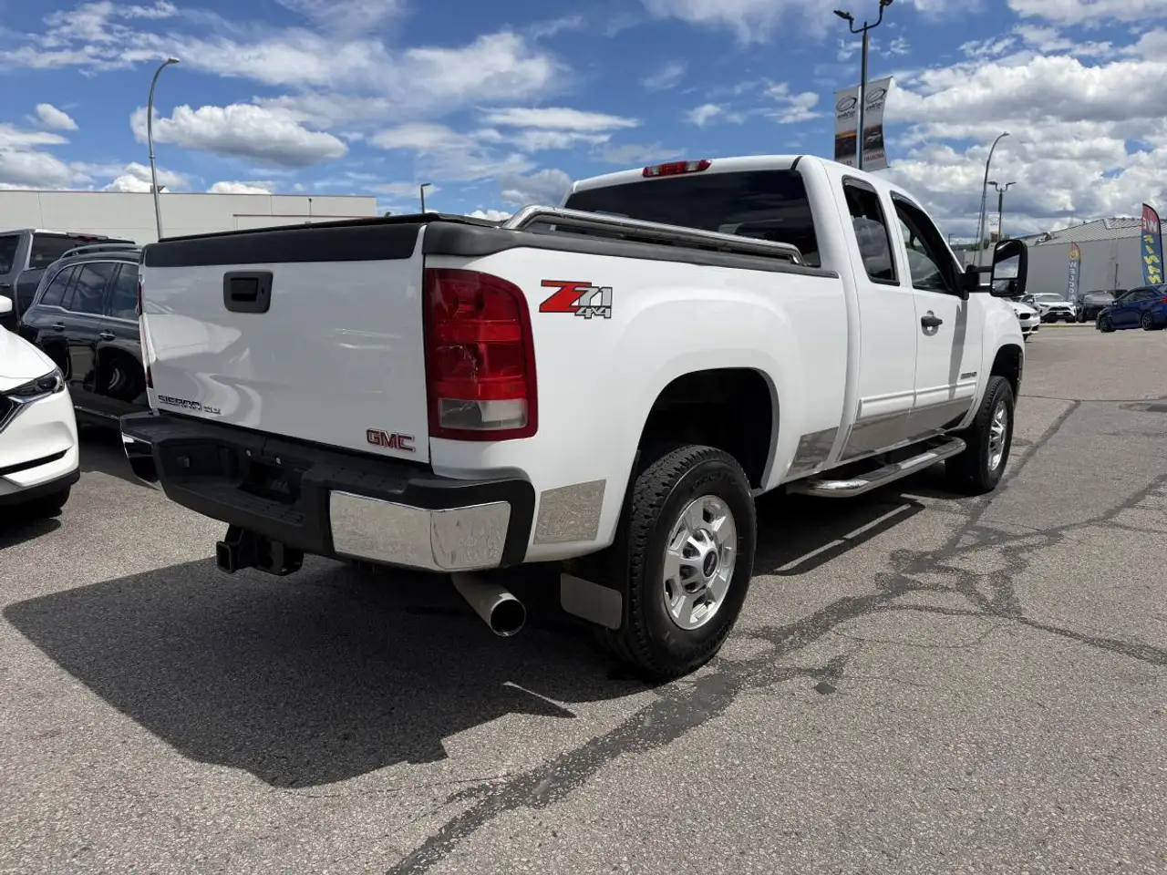 GMC Sierra 2500HD снимка GMC Sierra 2500HD