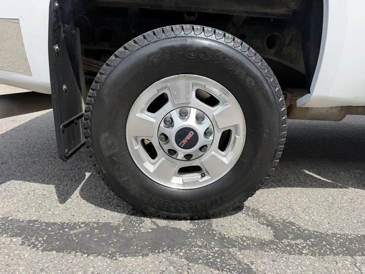 GMC Sierra 2500HD снимка GMC Sierra 2500HD