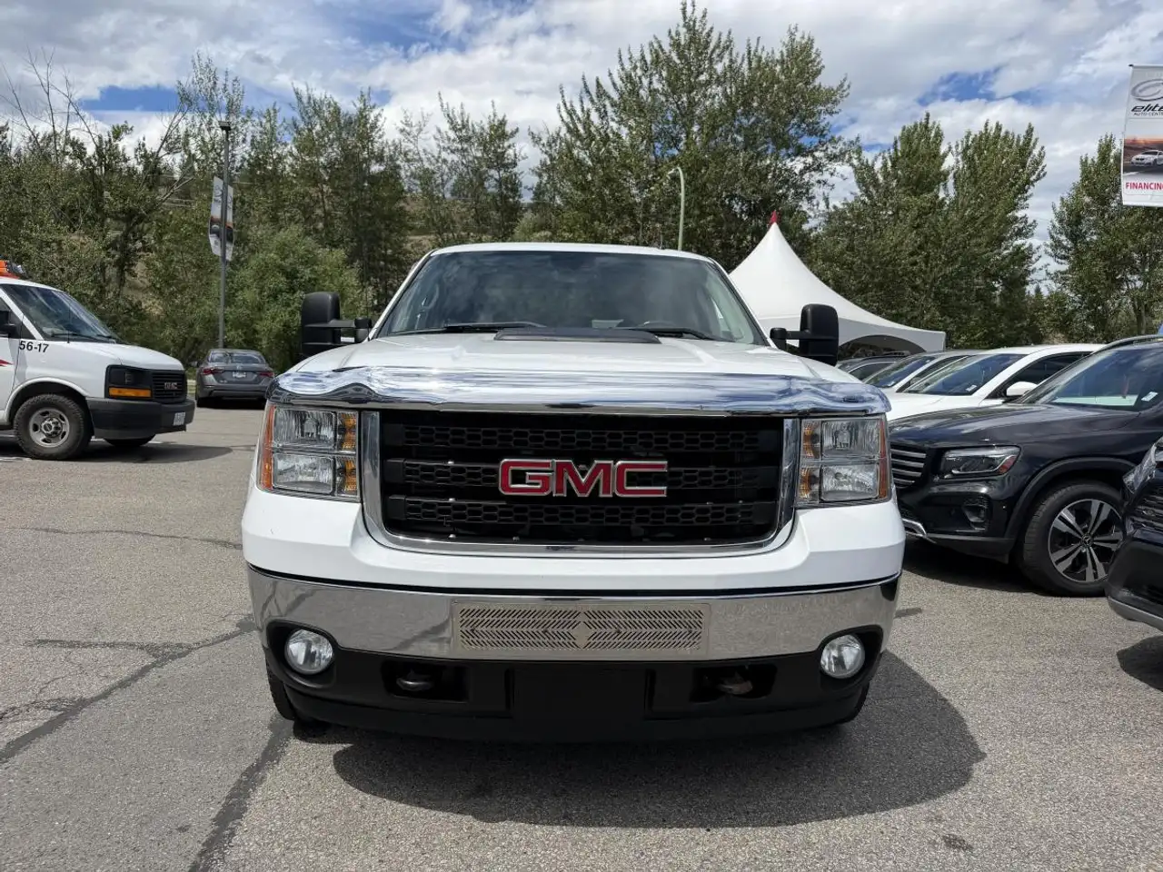GMC Sierra 2500HD снимка GMC Sierra 2500HD