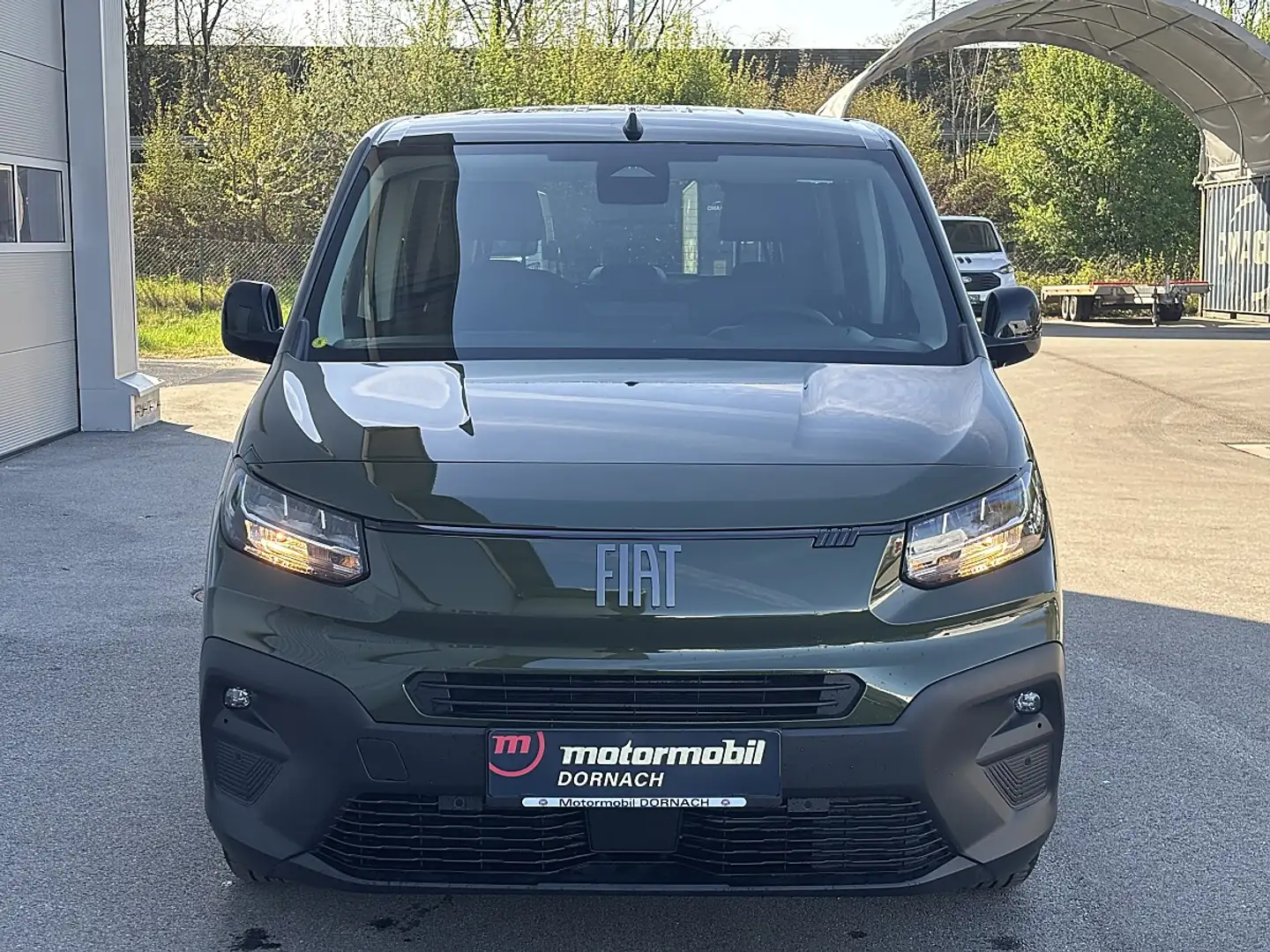 Fiat Doblo M Diesel 130 S&S Aut. Grün - 2