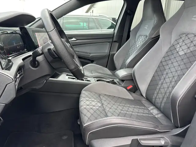Volkswagen Golf view 10