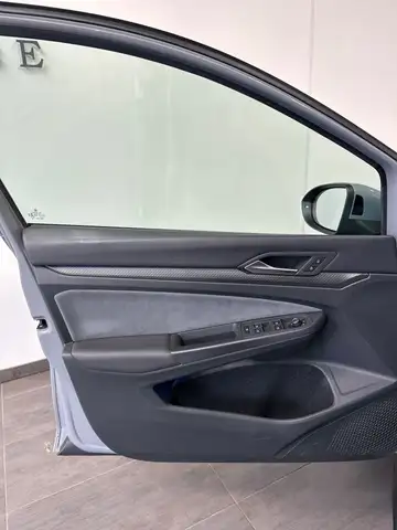 Volkswagen Golf view 7