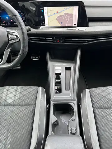 Volkswagen Golf view 13