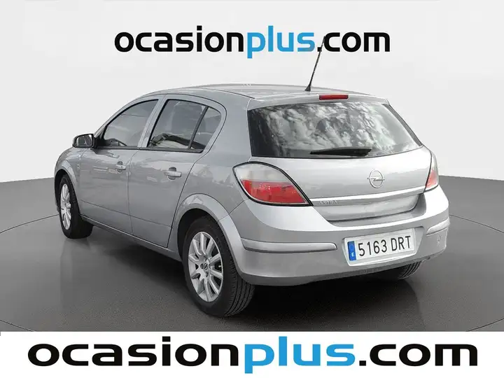Opel Astra 1.4 16v Enjoy (2004) 2005, foto 3