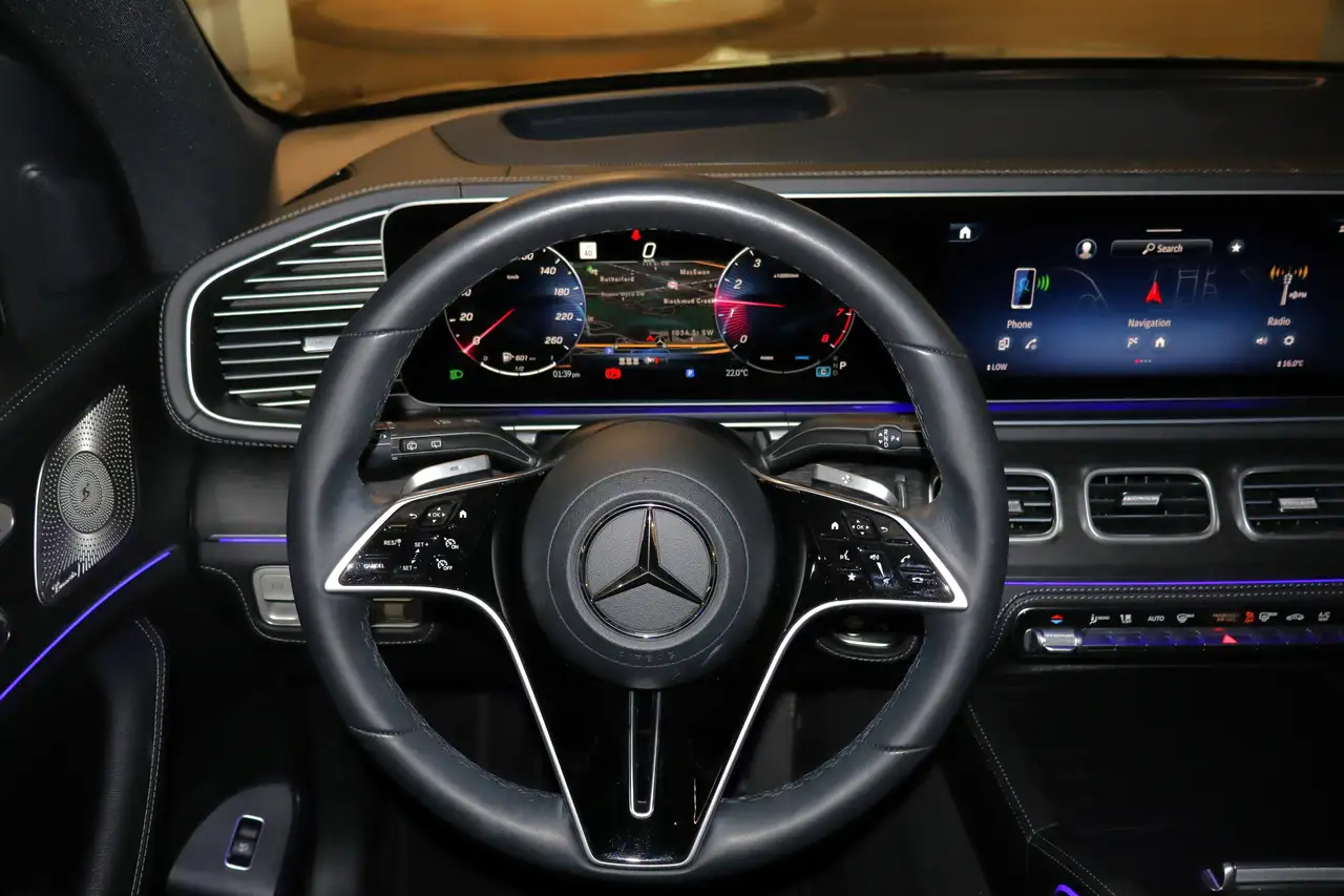 Mercedes-Benz GLE снимка Mercedes-Benz GLE