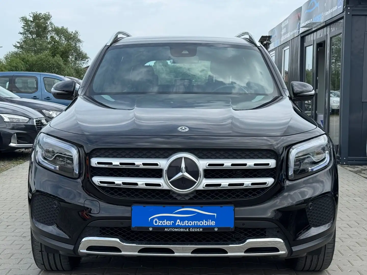 Mercedes-Benz GLB 200 d 4Matic Progressive++Finanzierung++ Noir - 2