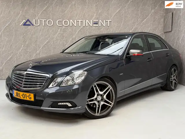 Mercedes-Benz E 350 CGI 293 PK / Nette Auto