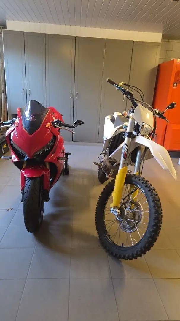 Husqvarna FE 350 - 1