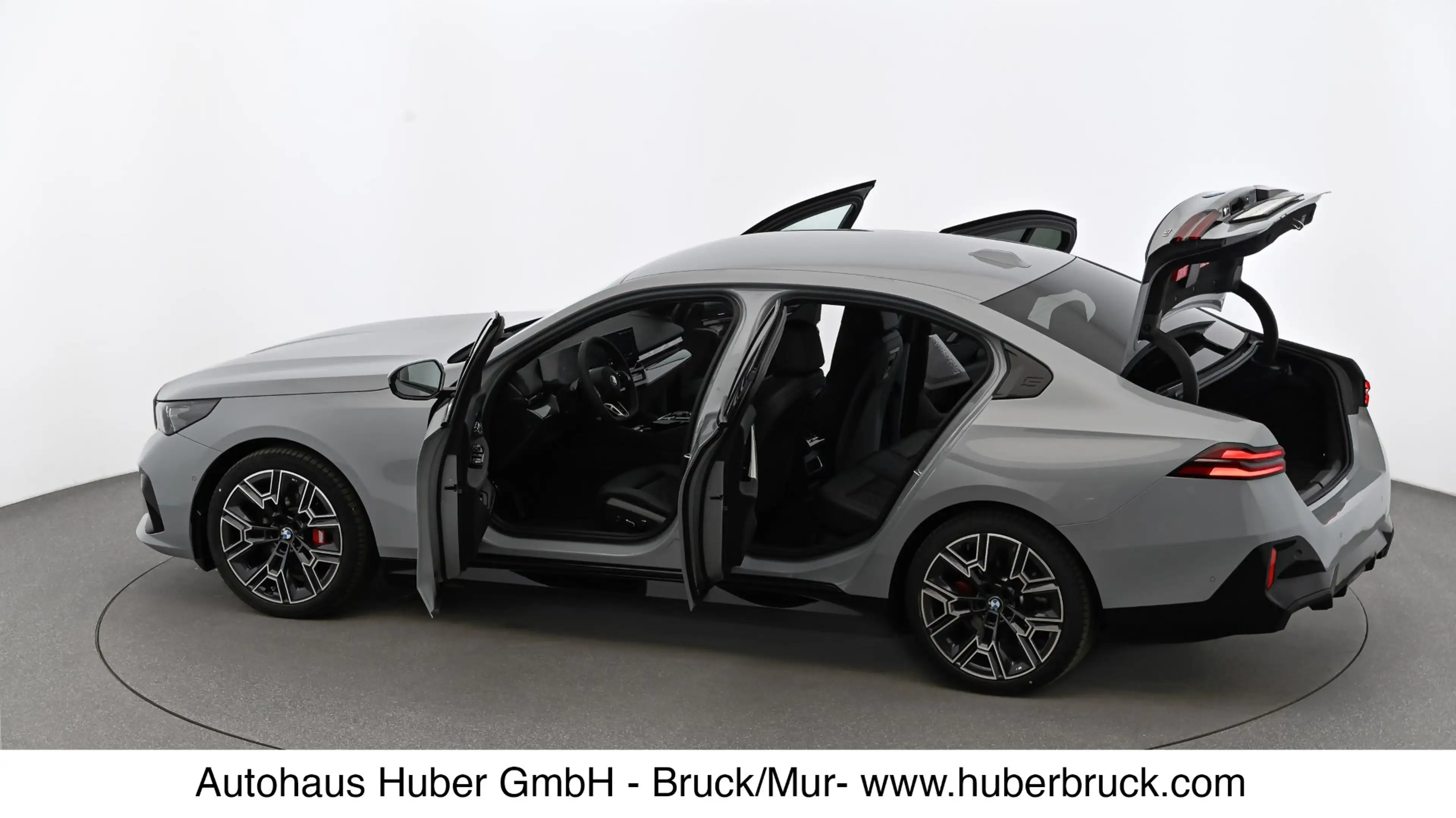 BMW i5 eDrive40 — photo 10
