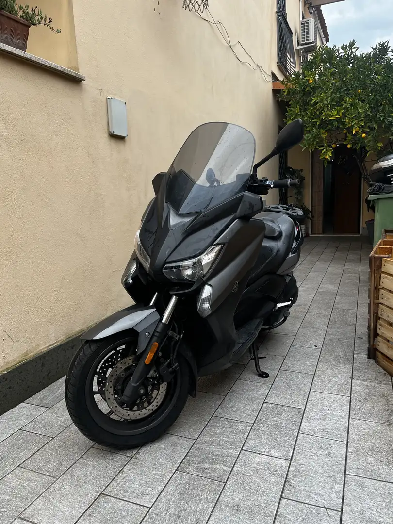Yamaha X-Max 400 abs - 1