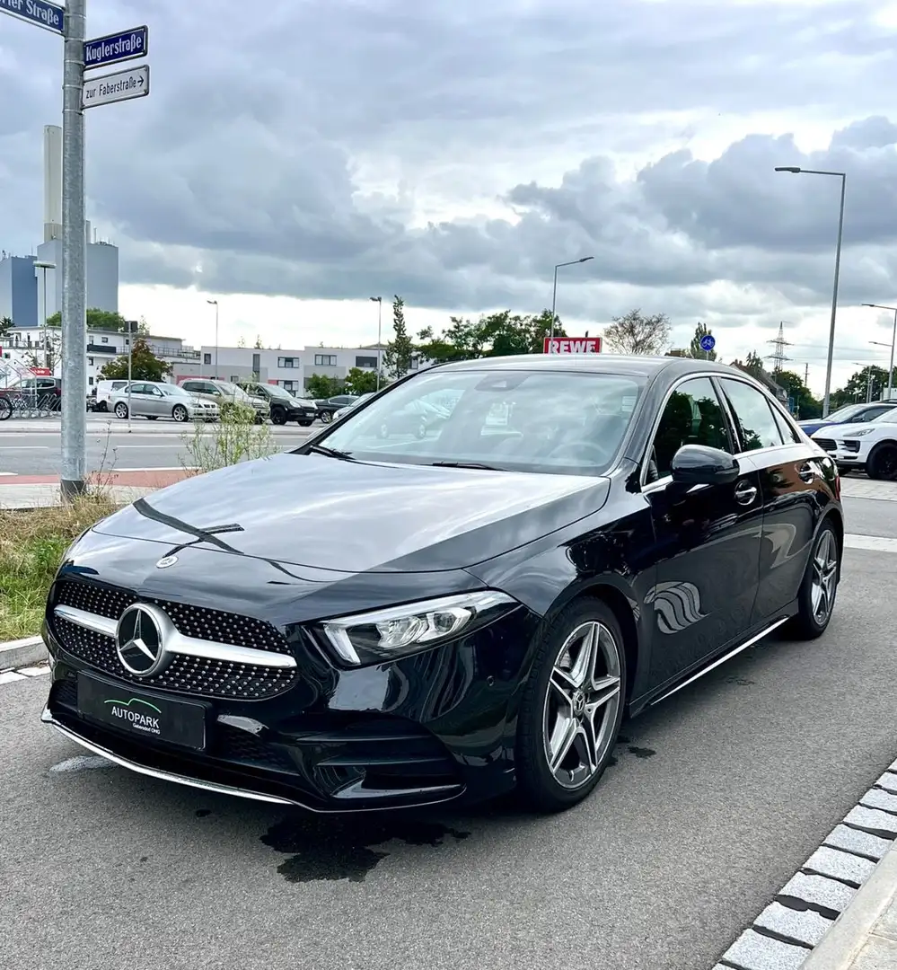 Mercedes-Benz A 220 4Matic AMG/Navi/Leder/360°Kamera/SHZ Noir - 1