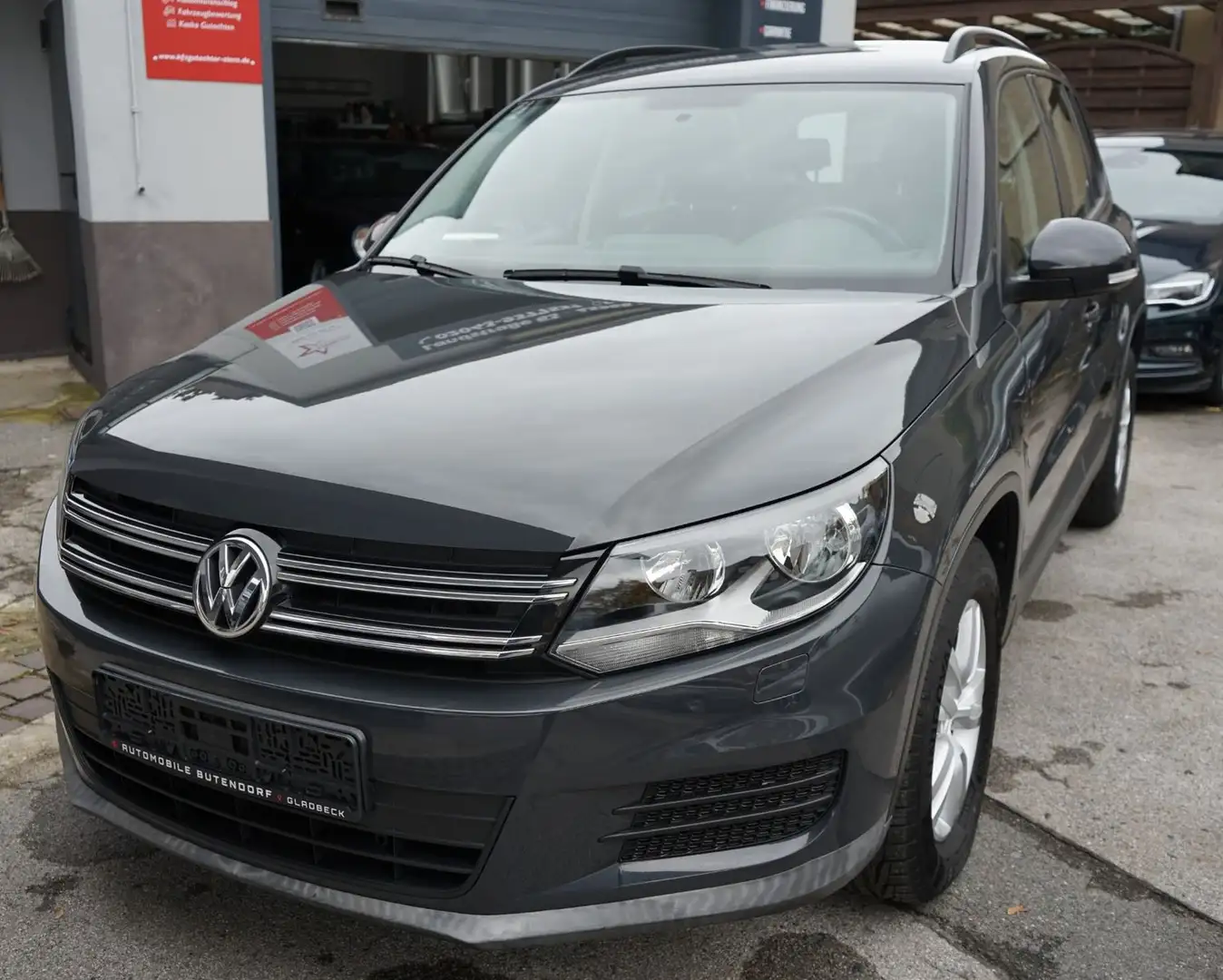 Volkswagen Tiguan Trend 1.4 TSI 57TKM/KLIMA/PDC/SHZ/ Gris - 1