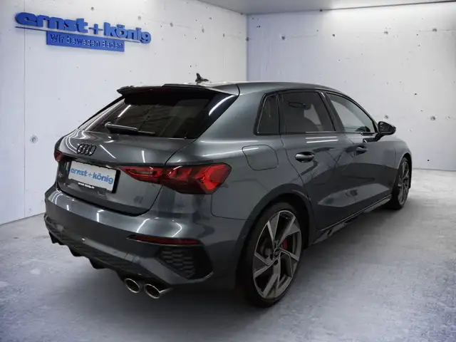 Audi S3 view 3