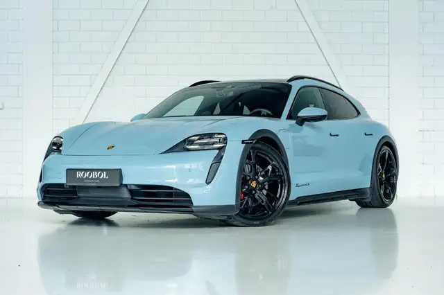 Porsche Taycan Cross Turismo 4S 93 kWh | Performance l Bose | Pan