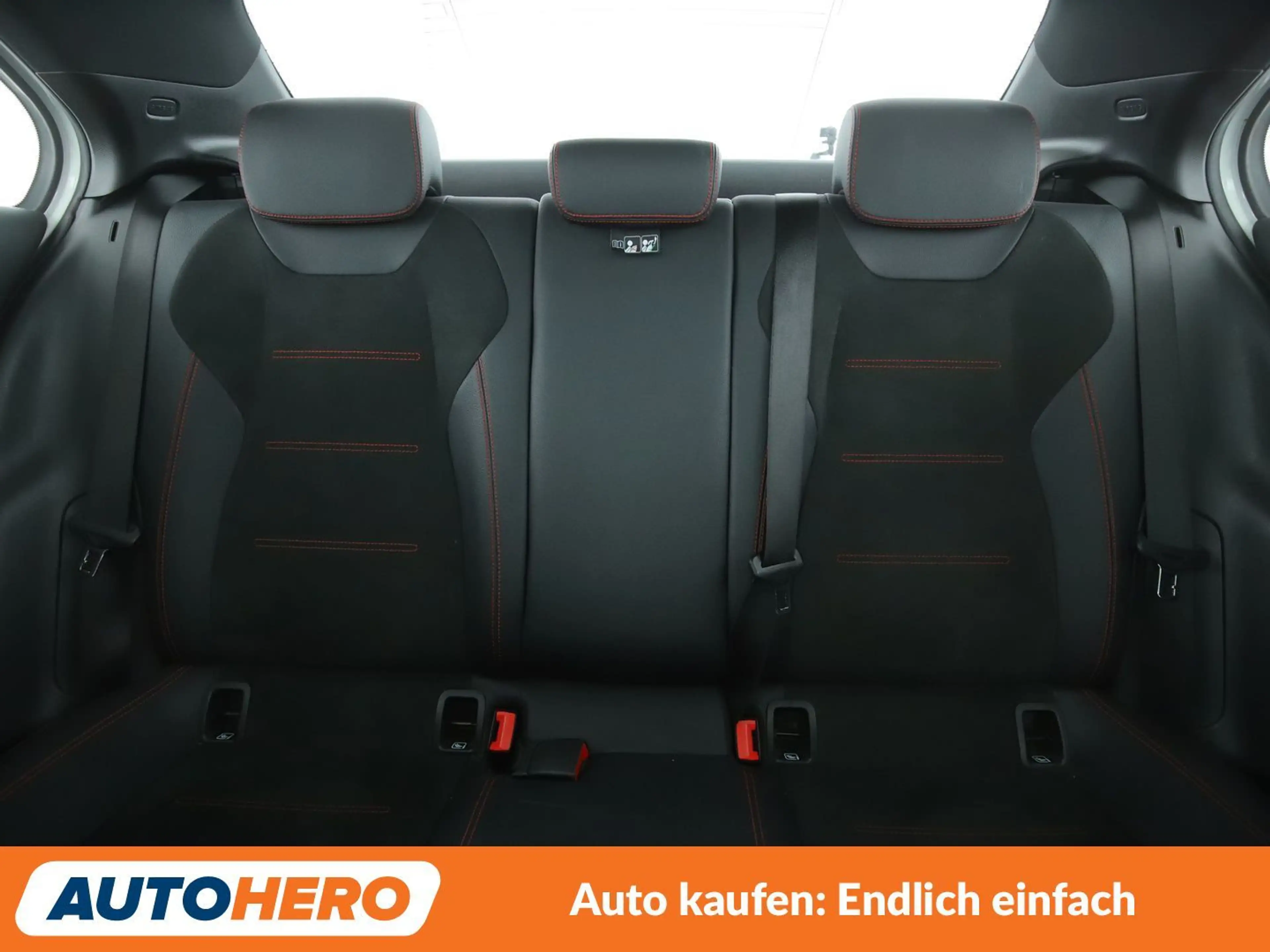 Mercedes-Benz A 35 AMG A 35 AMG 4Matic Aut.*NAV*LED*TEMP*CAM*PDC*SHZ* — photo 15