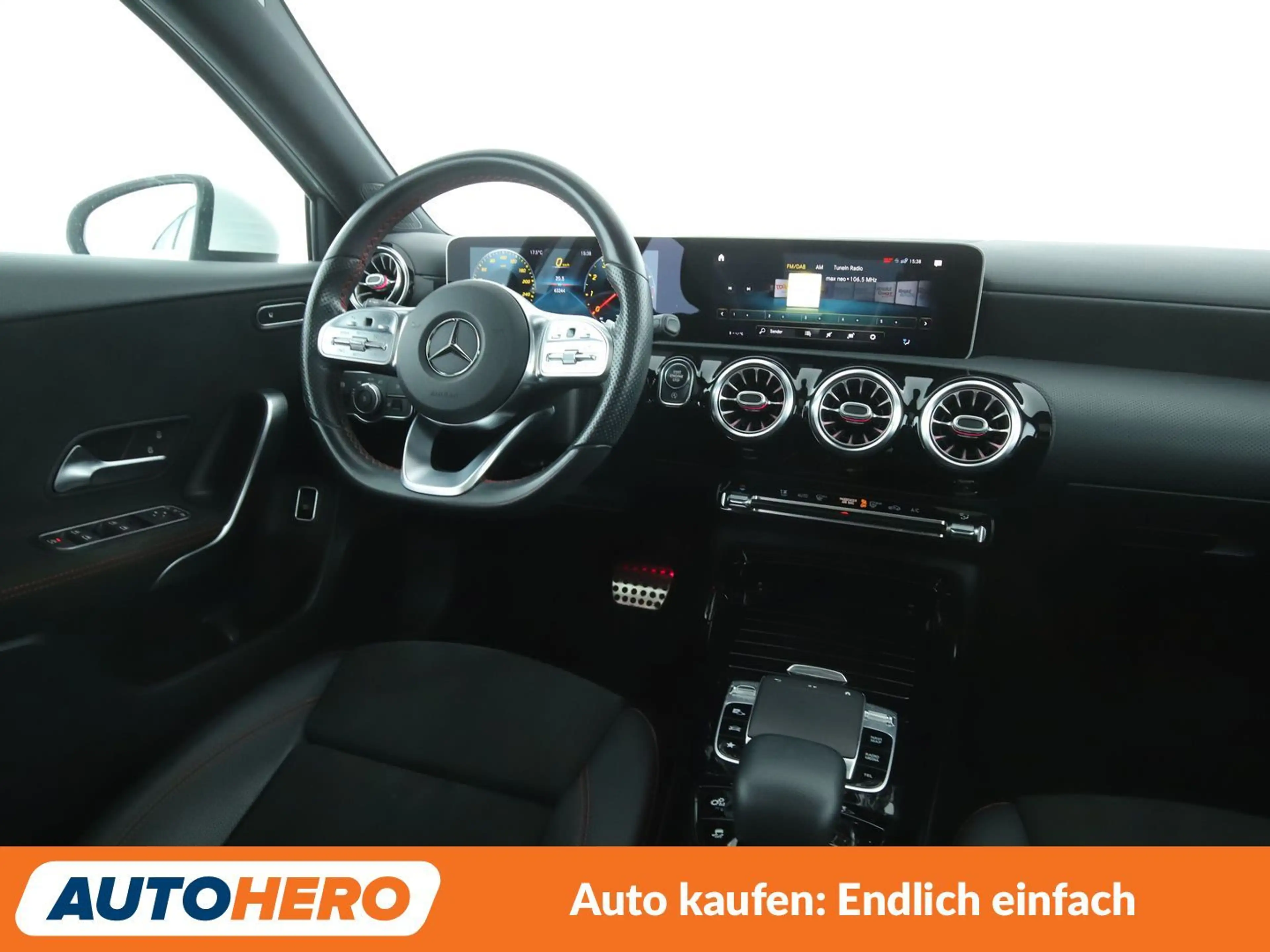 Mercedes-Benz A 35 AMG A 35 AMG 4Matic Aut.*NAV*LED*TEMP*CAM*PDC*SHZ* — photo 13