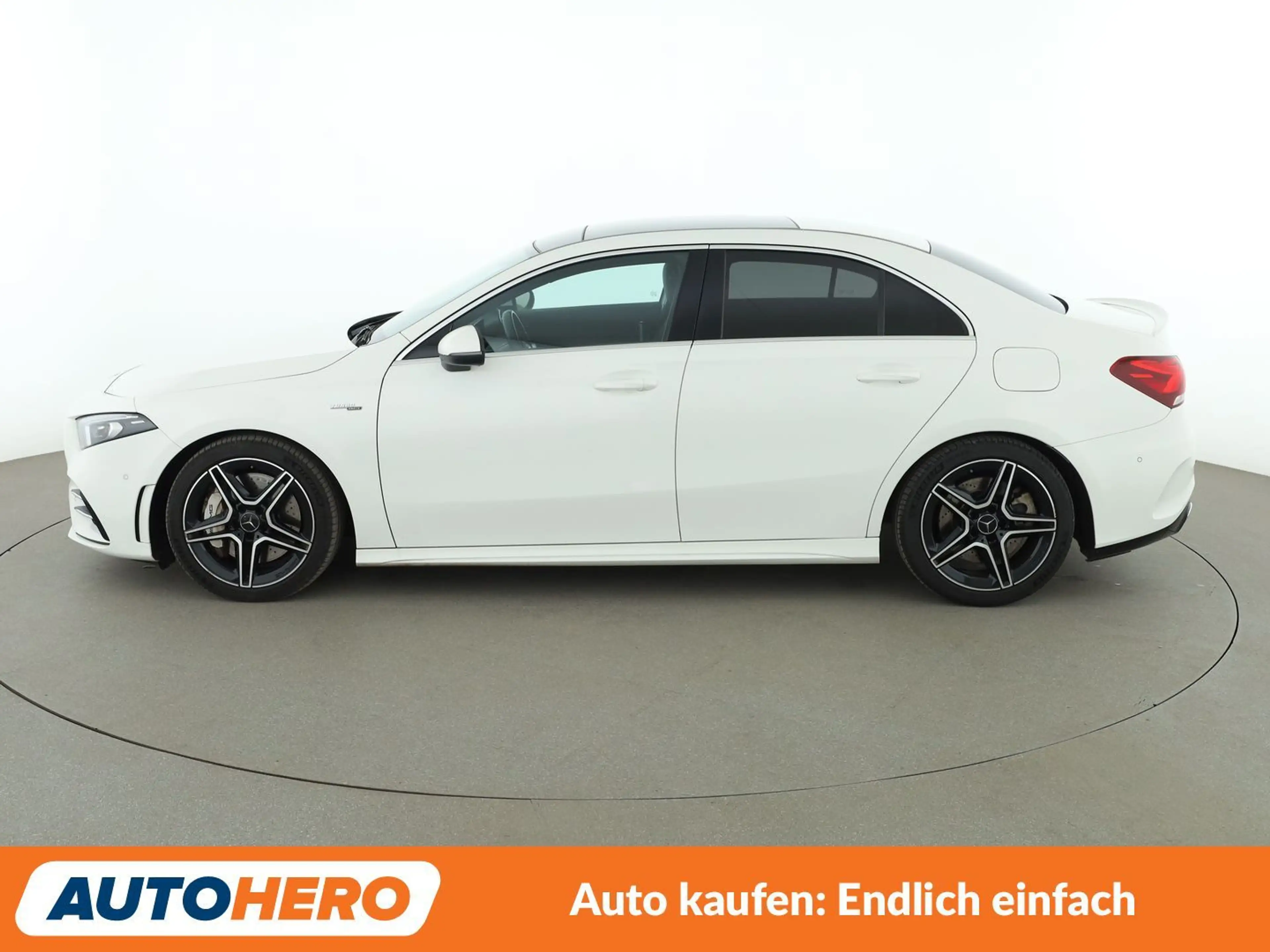 Mercedes-Benz A 35 AMG A 35 AMG 4Matic Aut.*NAV*LED*TEMP*CAM*PDC*SHZ* — photo 3