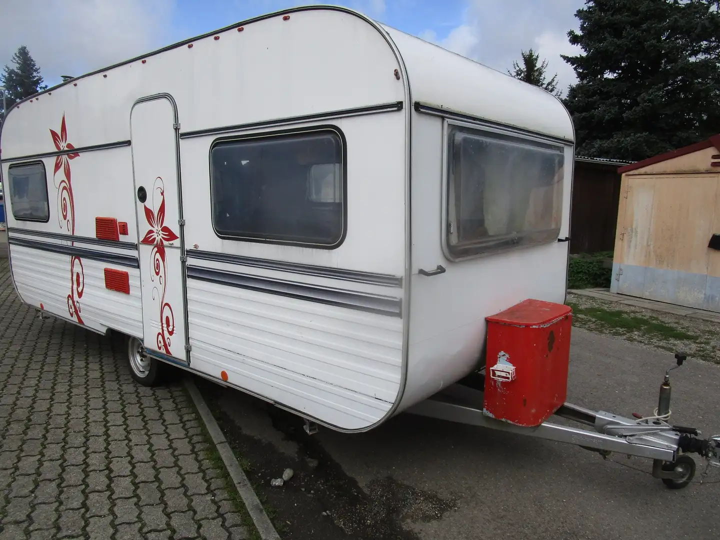 Knaus Passat, Standwagen,   www.billigwohnwagen. de - 1