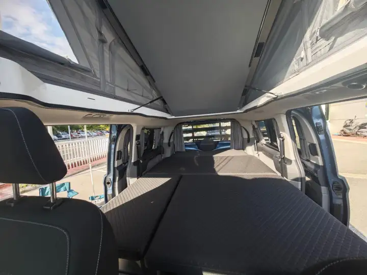 Ford Transit Custom 2026, foto 11