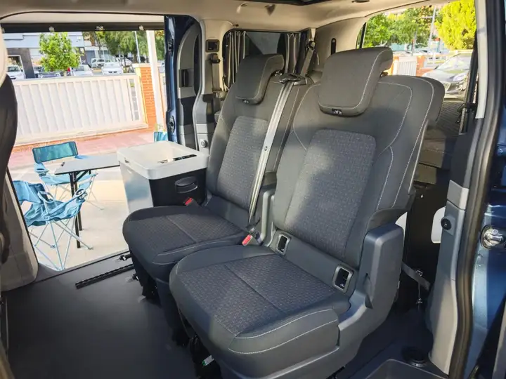 Ford Transit Custom 2026, foto 33