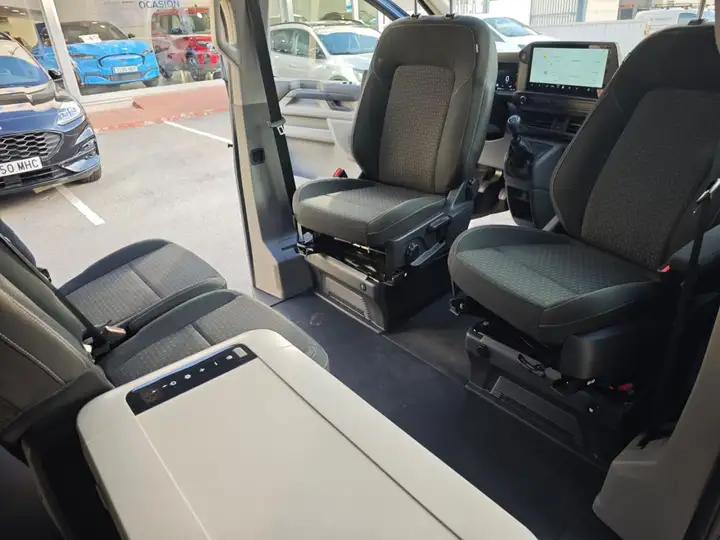 Ford Transit Custom 2026, foto 34