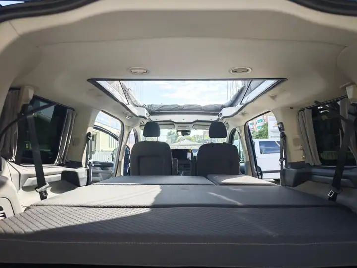 Ford Transit Custom 2026, foto 15