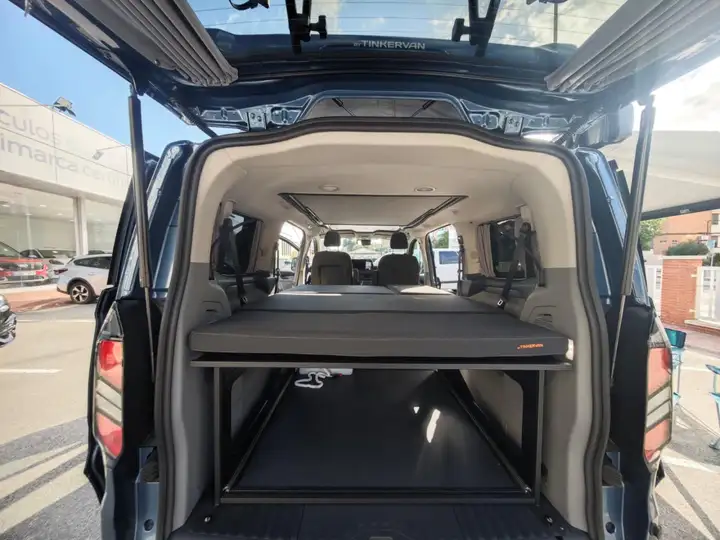 Ford Transit Custom 2026, foto 12