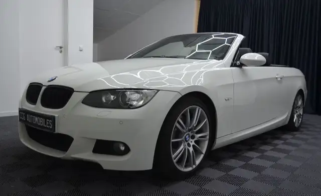 BMW 325 325i E93 Pack M
