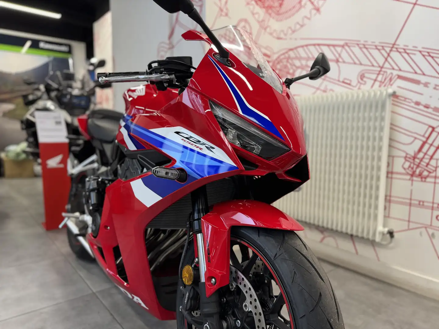 Honda CBR 650 Rouge - 2