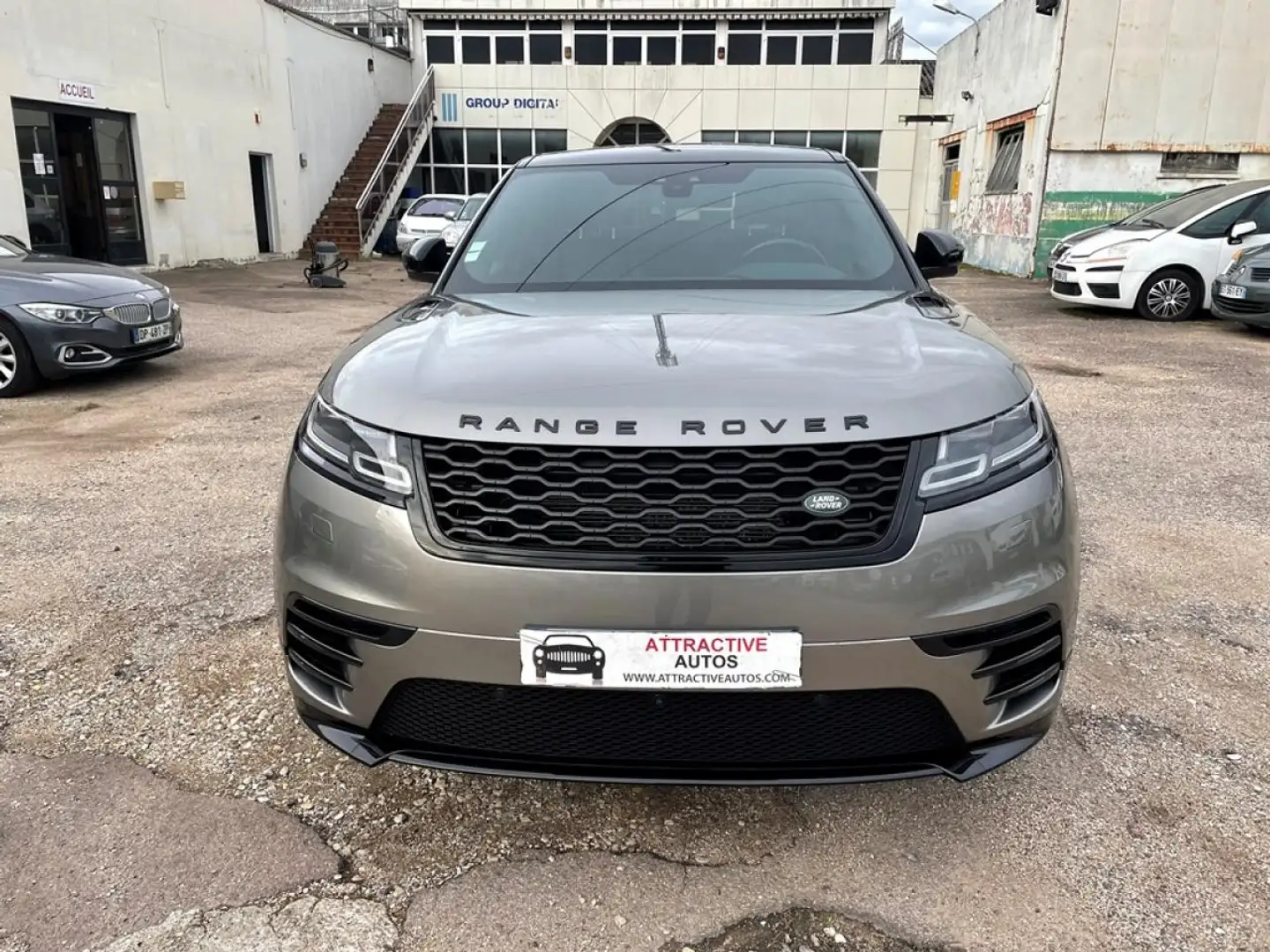Land Rover Range Rover Velar Range Rover Velar 3.0 V6 D300 - BVA R-Dynamic SE - TVA RECUPERABLE Gris - 2