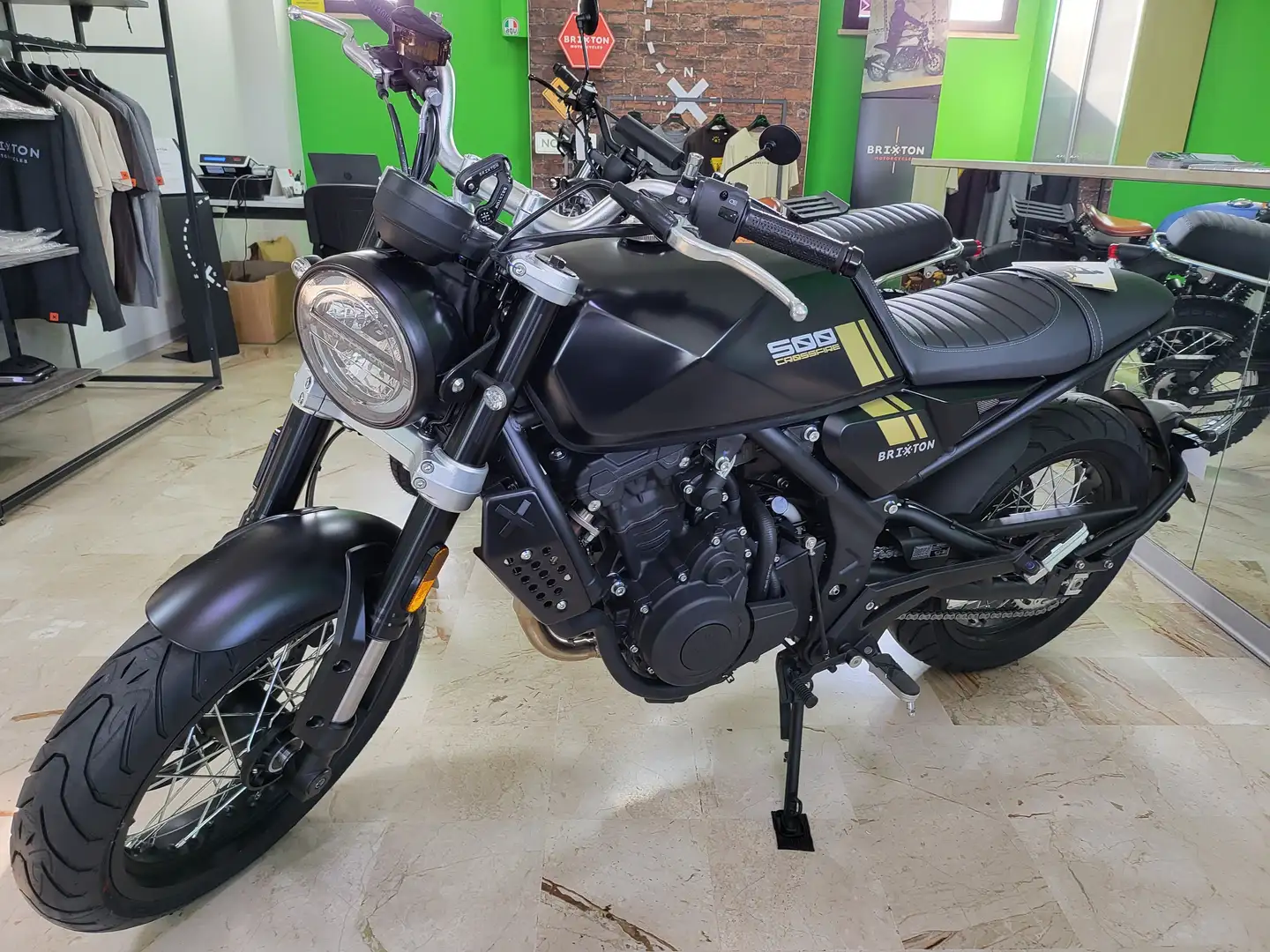 Brixton Crossfire 500 Abs Nero - 2