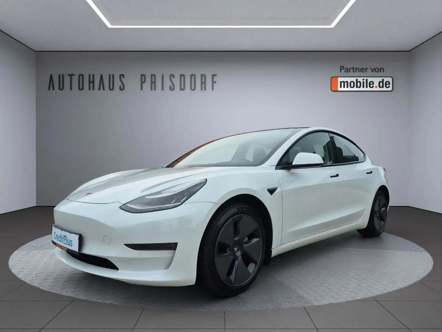Tesla Model 3 Long Range Dual AWD/Wärmepumpe/ Weiß - 1