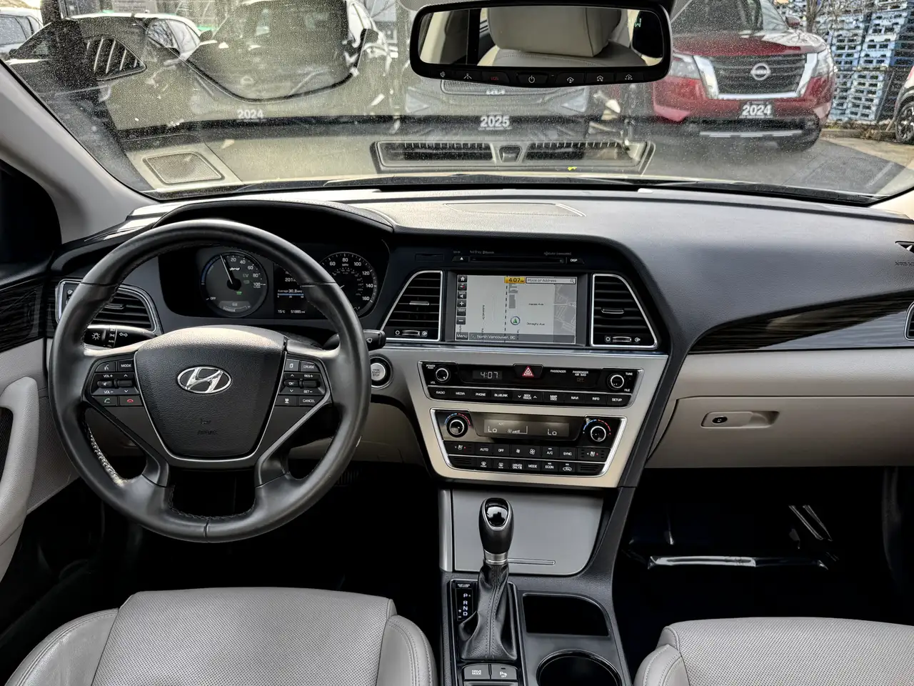 Hyundai SONATA снимка Hyundai SONATA