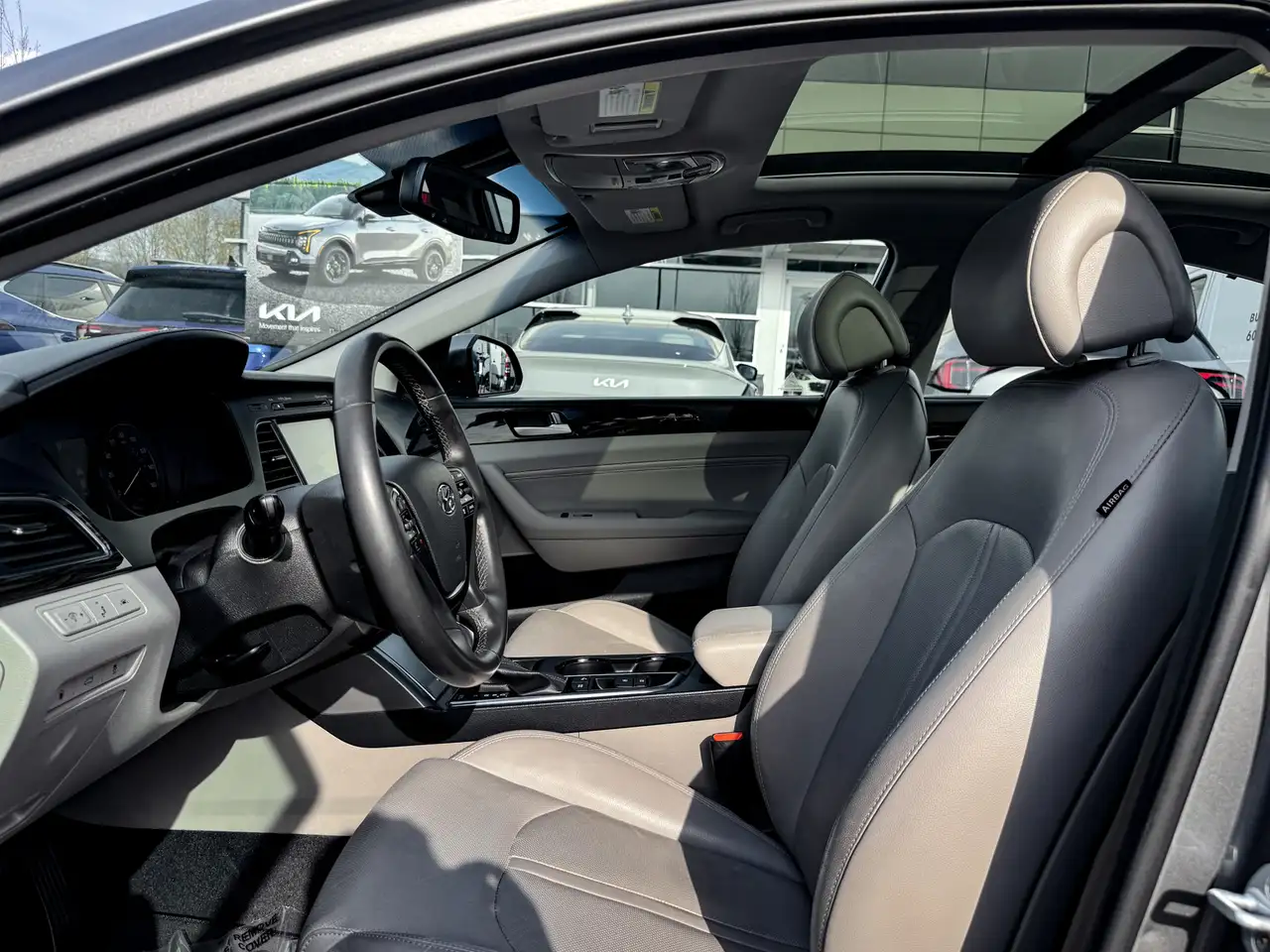 Hyundai SONATA снимка Hyundai SONATA
